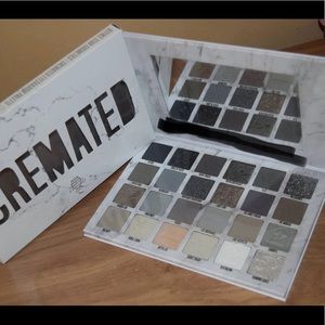 Jeffree Star Cremated pallete